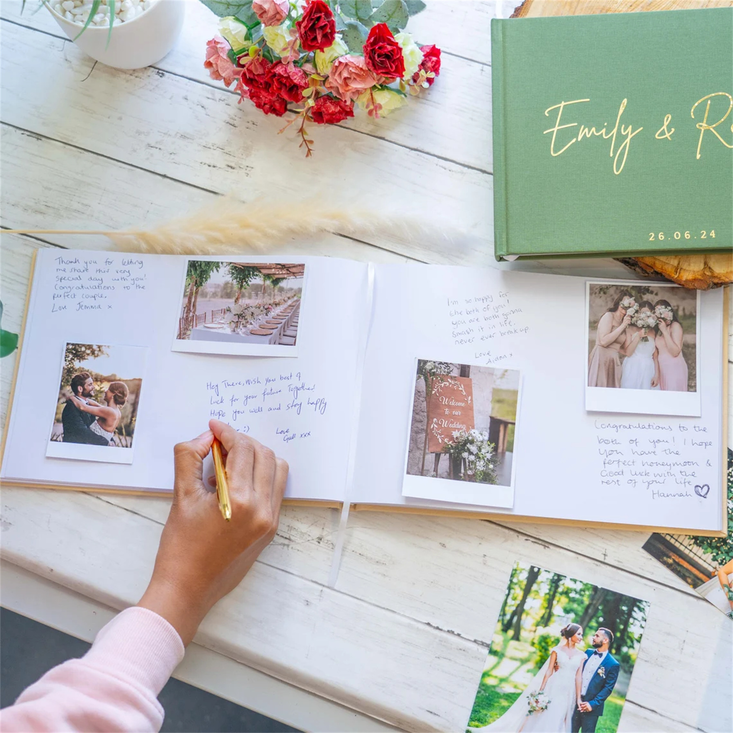 Custom Venue Illustration Wedd - Custom Photo Book 리뷰 및 가격